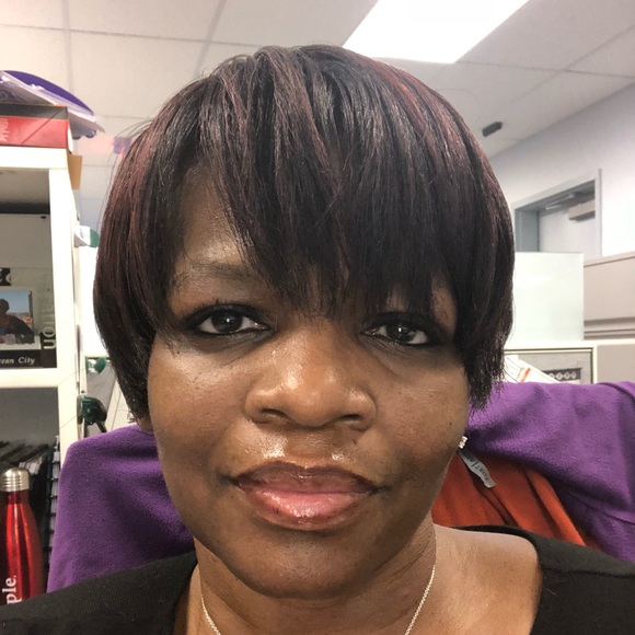 Meet your Posher, Wanda - Picture 1 of 1